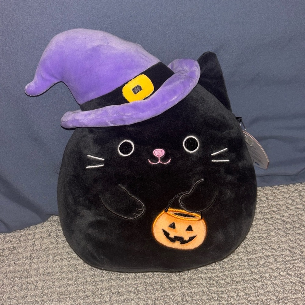 NWT Calio Cat Halloween Witch Squishmallow 8”